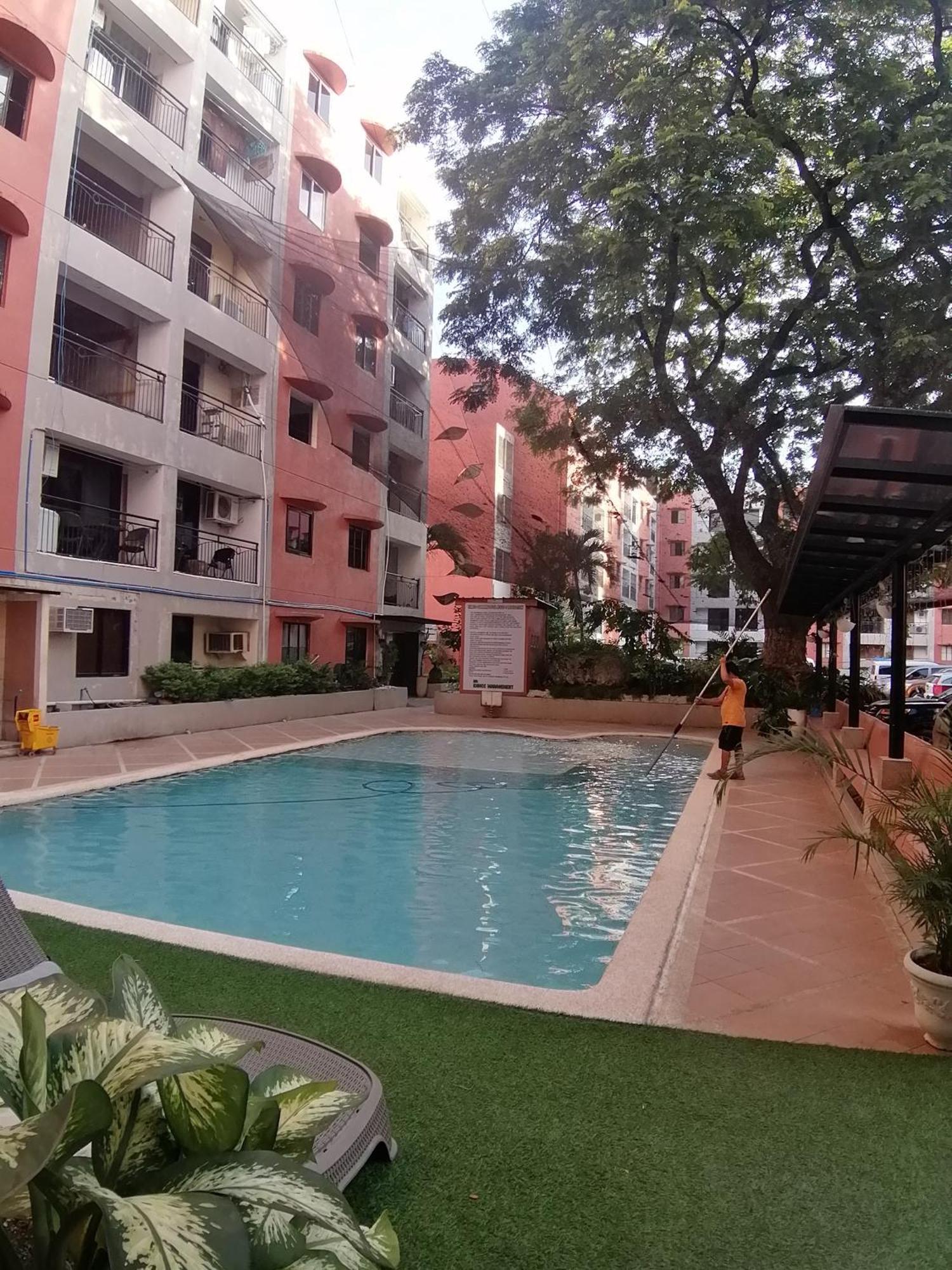 Condo Azur Suites B207 Near Airport, Netflix, Stylish, Cozy With Swimming Pool Мактан Экстерьер фото
